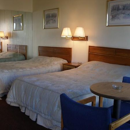 Scottish Inn Henderson Ruang foto