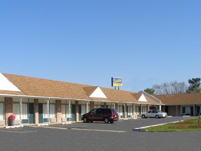 Scottish Inn Henderson Bagian luar foto